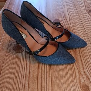 Gray Mary Jane pumps size 6m